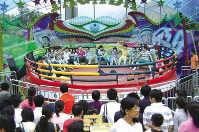 探秘太空迪斯科與兒童組合滑梯 邯鄲金山游樂設(shè)備的創(chuàng)新之旅